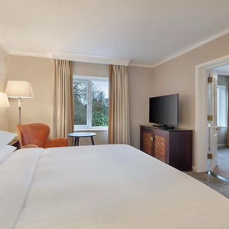 Delta Hotels By Marriott Tudor Park Country Club Мейдстън Екстериор снимка