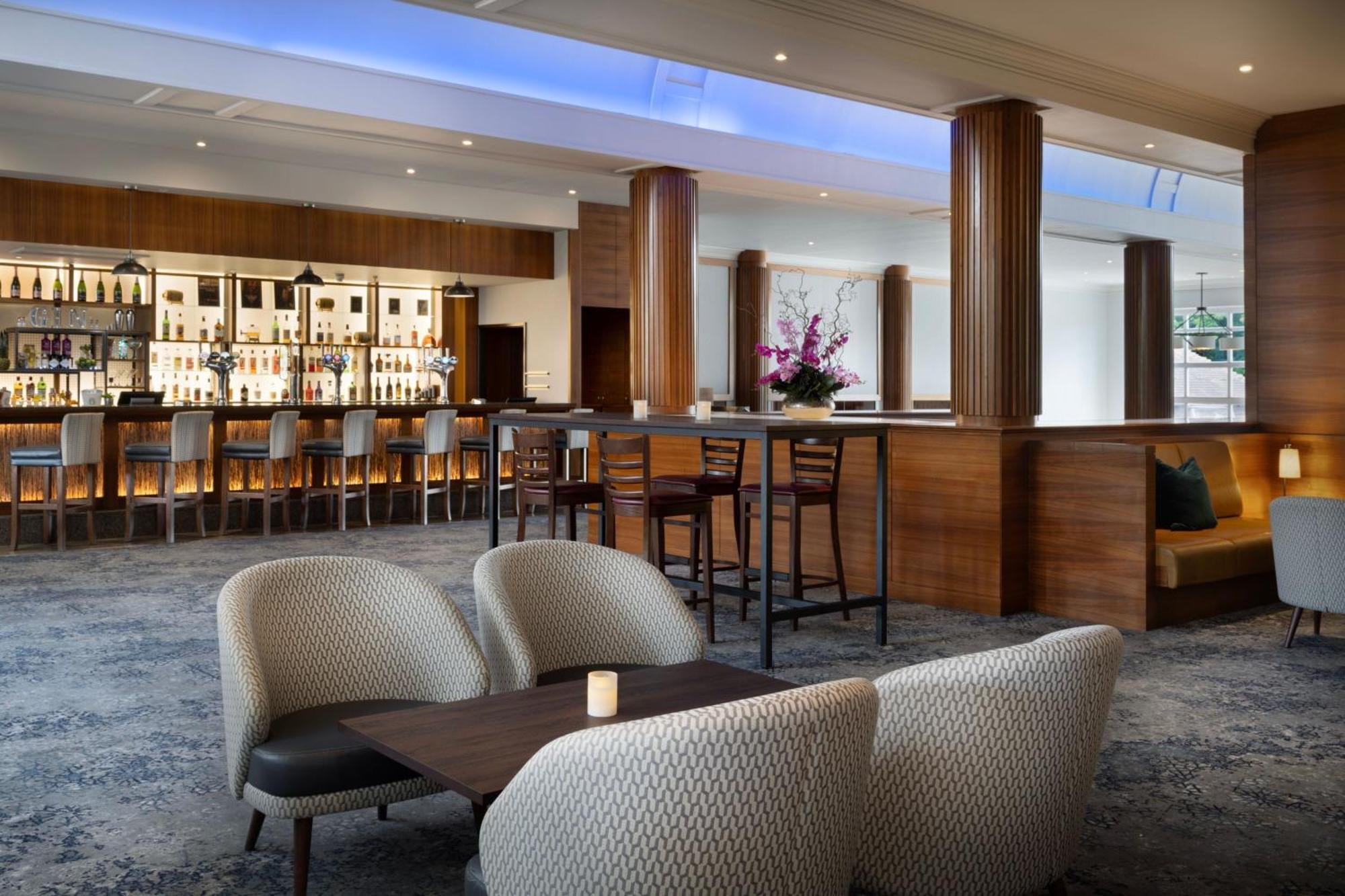 Delta Hotels By Marriott Tudor Park Country Club Мейдстън Екстериор снимка