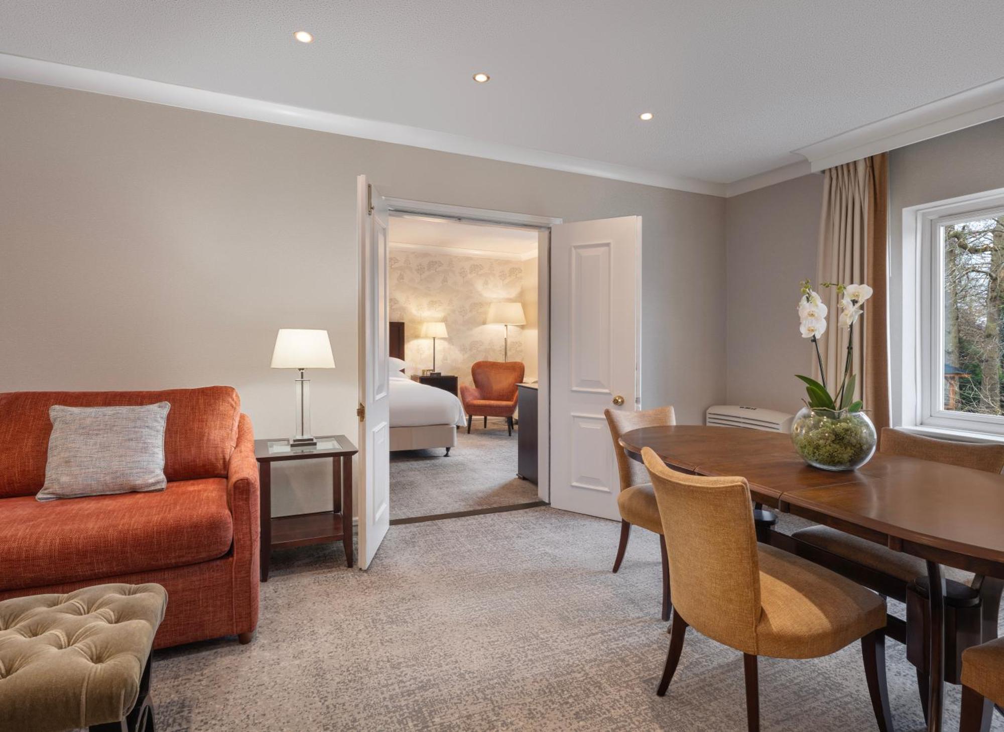 Delta Hotels By Marriott Tudor Park Country Club Мейдстън Екстериор снимка
