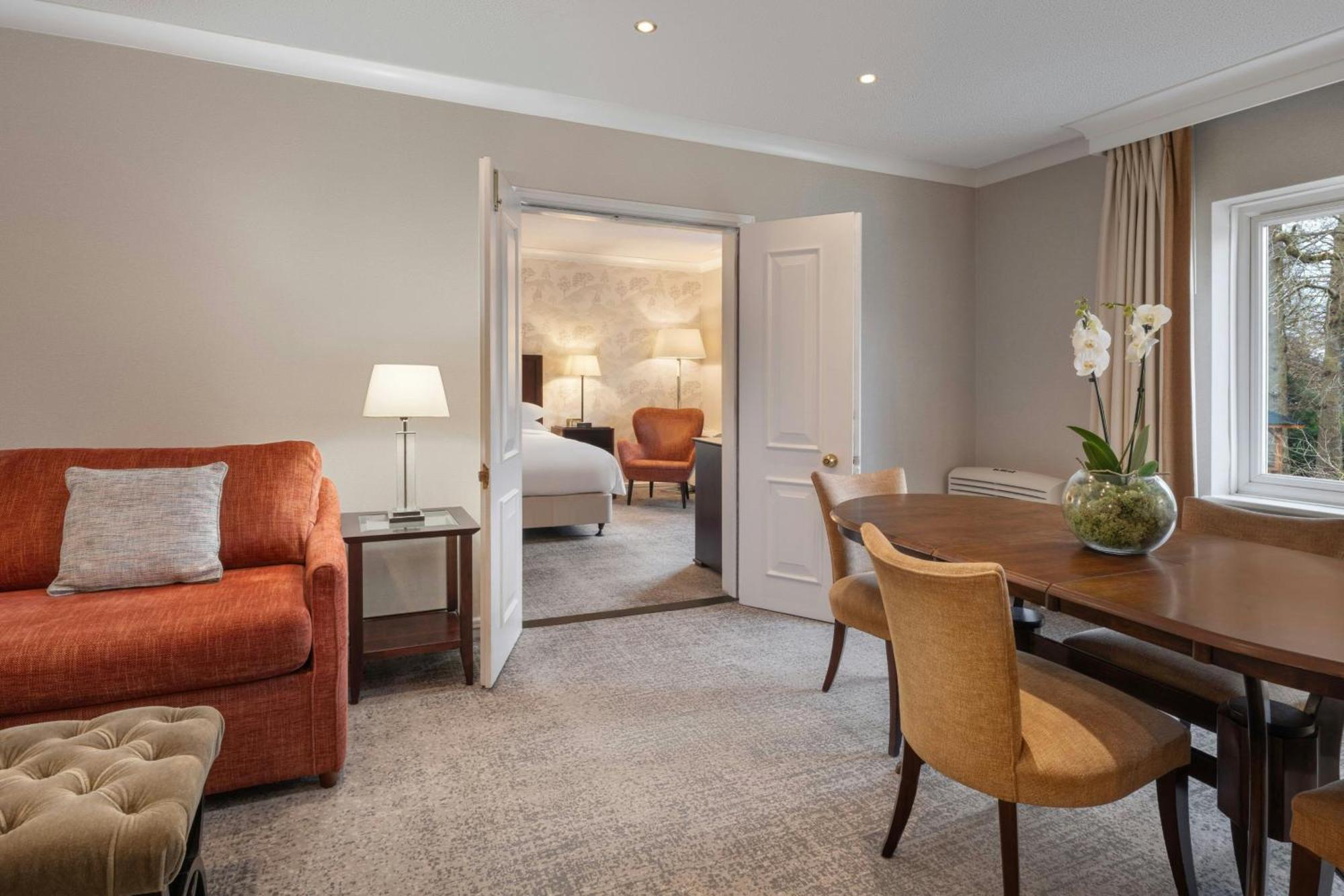 Delta Hotels By Marriott Tudor Park Country Club Мейдстън Екстериор снимка